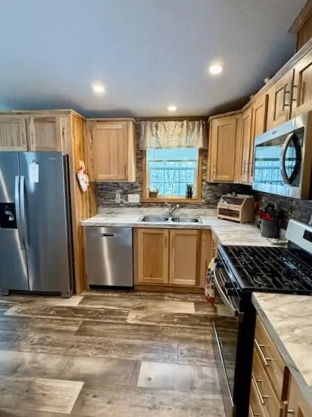 25 N Greenridge Heights, Oakland, ME 04963 - #3