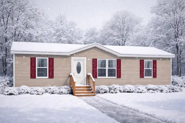 65 Deane Street, Gardiner, ME 04345