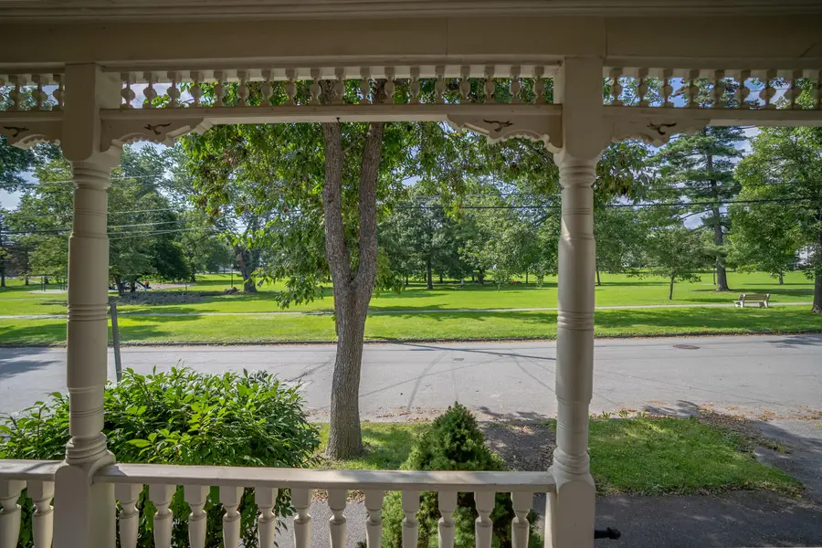 55 Parkview Avenue, Bangor, ME 04401 - Image #3