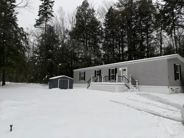 64 Pineland Drive, Winthrop, ME 04364