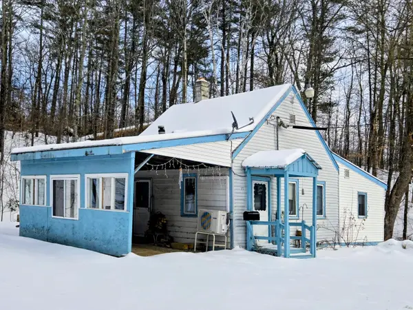 372 River Road, Avon, ME 04966