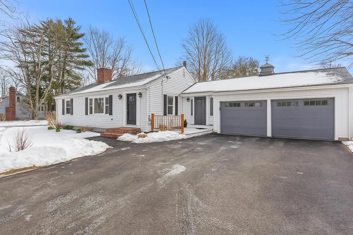 6 Lunt Road, Falmouth, ME 04105 - Image #1