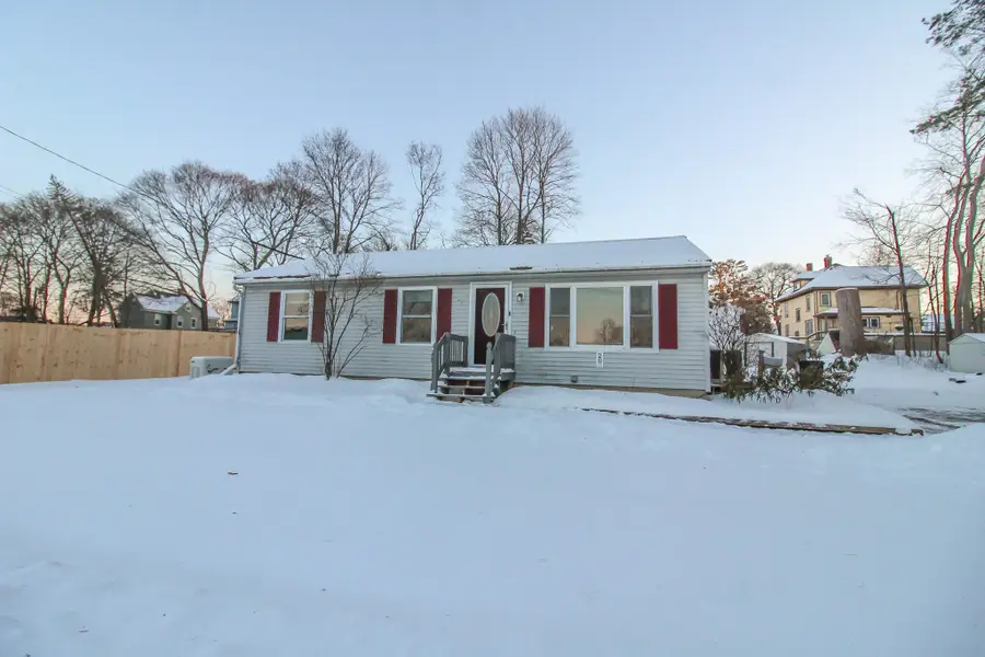 20 Earle Avenue, Bangor, ME 04401 - Image #3