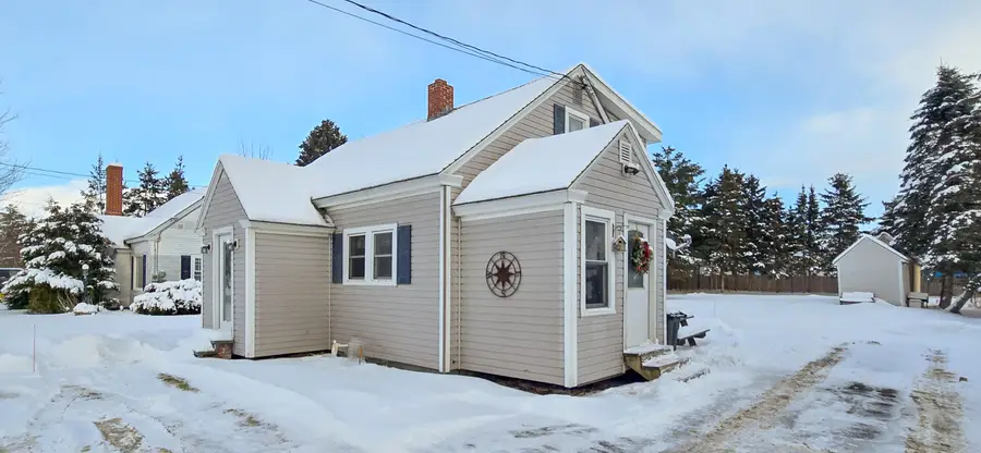 33 Elizabeth Street, Presque Isle, ME 04769 - Image #3