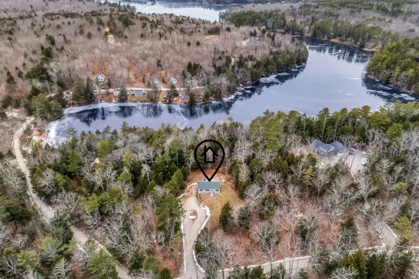 89 Boot Cove Lane, Winthrop, ME 04364