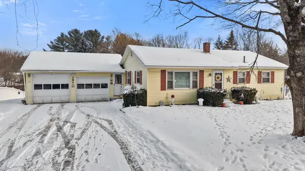 284 Parkway S, Brewer, ME 04412