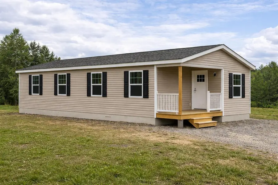 6 Freedom Lane, Norway, ME 04268 - Image #2