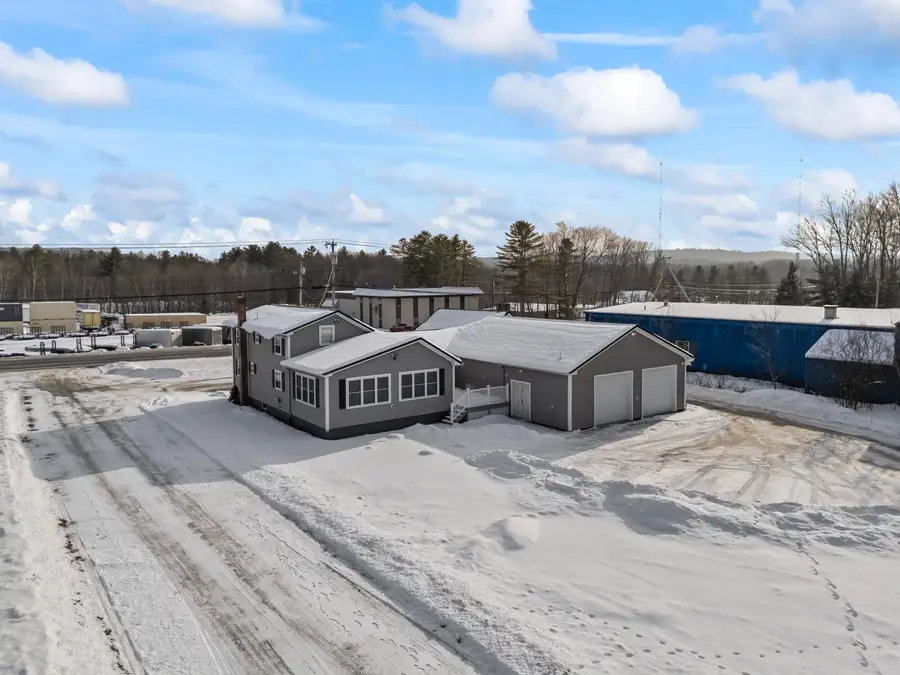 823 Washington Street N, Auburn, ME 04210 - Image #2