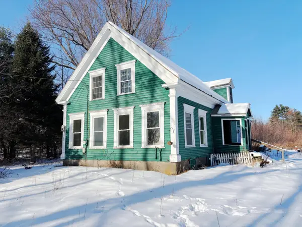 520 Harbor Road, Fryeburg, ME 04037