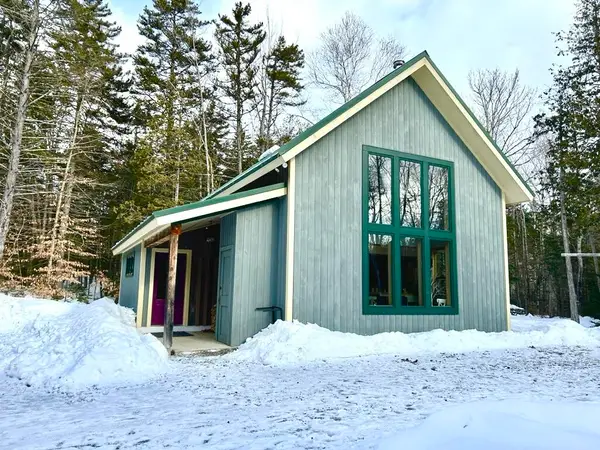 1021 Johnson Circle, Carrabassett Valley, ME 04947
