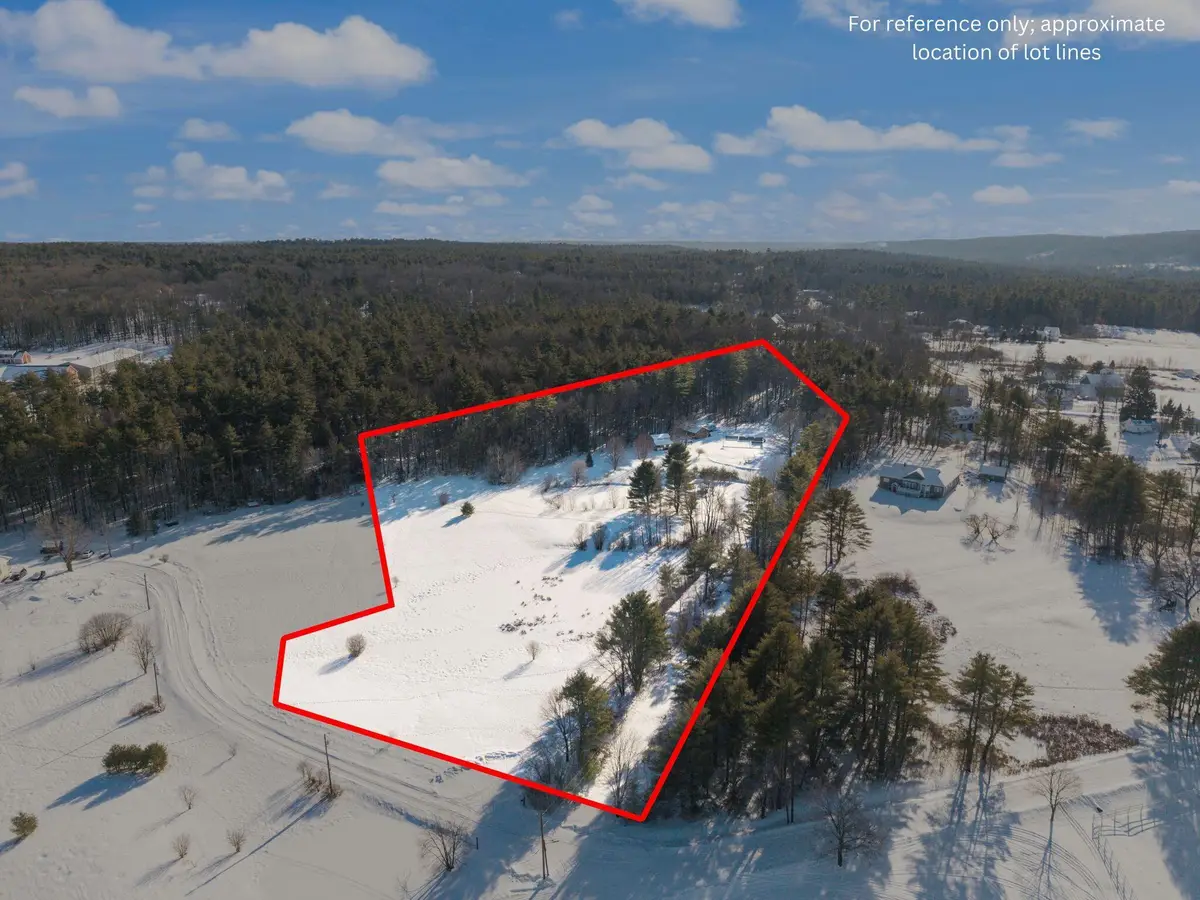 7 Shaw Road, Falmouth, ME 04105 - Image #1