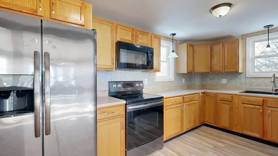 30 Cottage Street, Lewiston, ME 04240 - Image #3