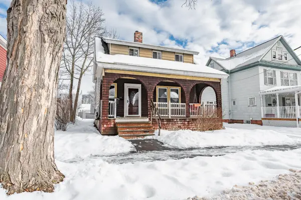 211 Maple Street, Bangor, ME 04401