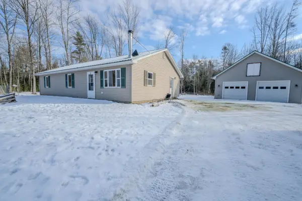 59 Rutland Road, Troy, ME 04987