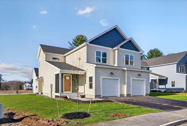 10 Nicklaus Lane, Westbrook, ME 04092