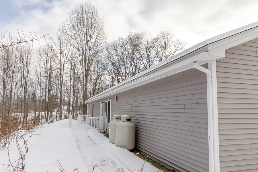 508 Essex Street, Dover Foxcroft, ME 04426 - Image #3