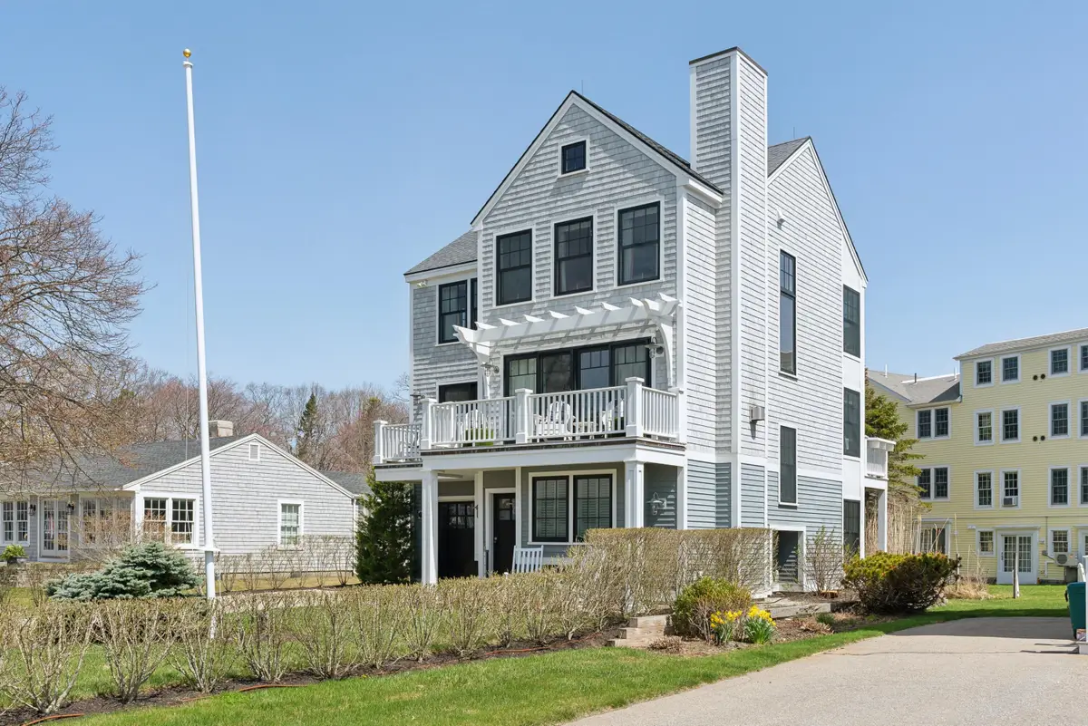 1 Harris Lane, Kennebunk, ME 04043 - Image #1