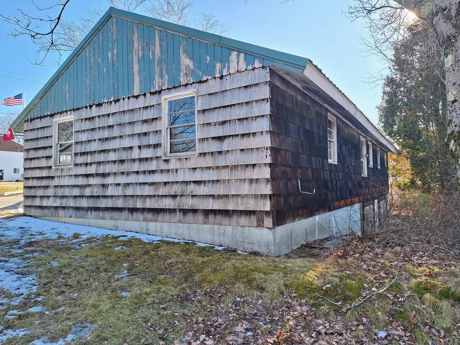 18 Gray Road, Falmouth, ME 04105 - Image #3