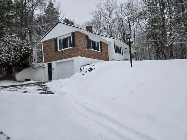 238 Middle Street, Farmington, ME 04938