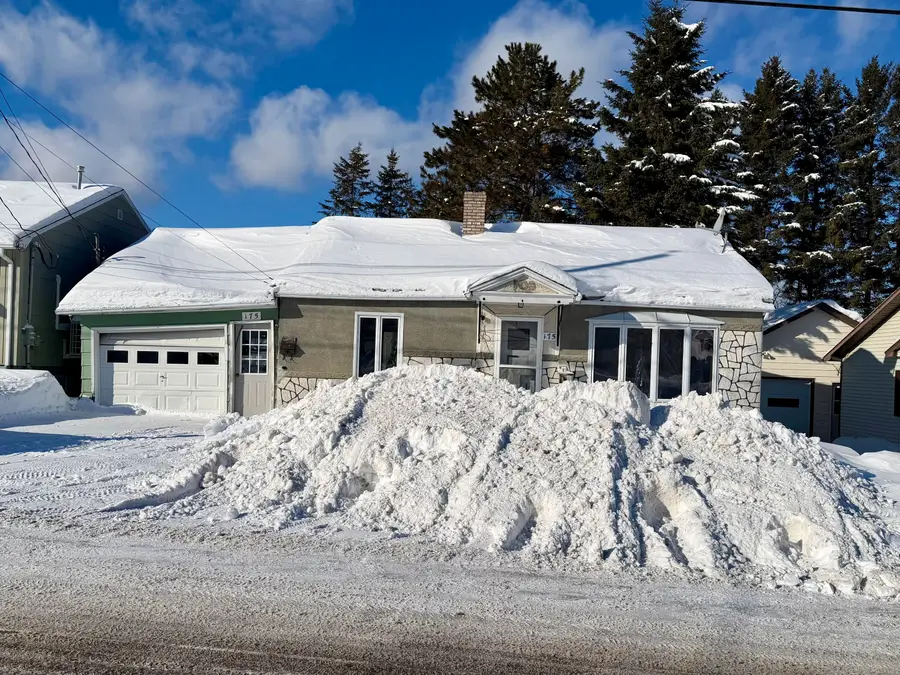 175 Pleasant Avenue, Madawaska, ME 04756 - Image #3