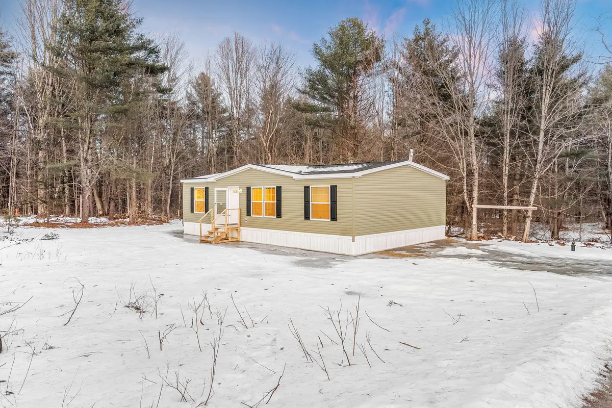 10 Short Street, Winthrop, ME 04364 - Image #1