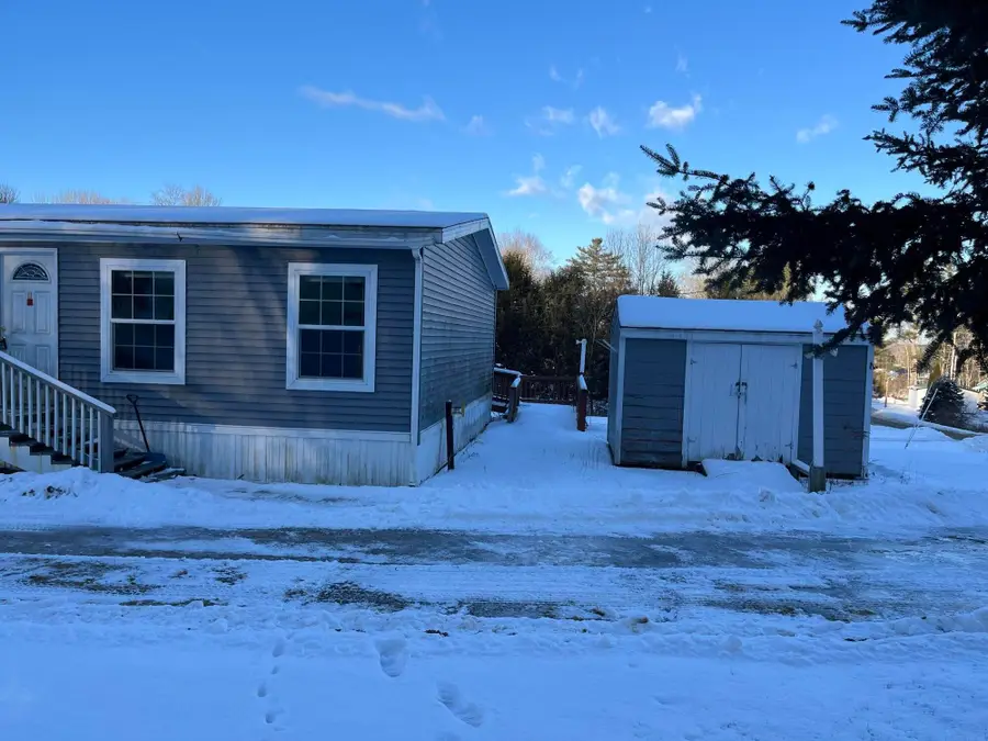17 Averill Mobile Home Park, Benton, ME 04901 - Image #3