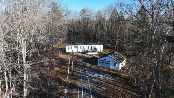 189 Commercial Street, Hartland, ME 04943