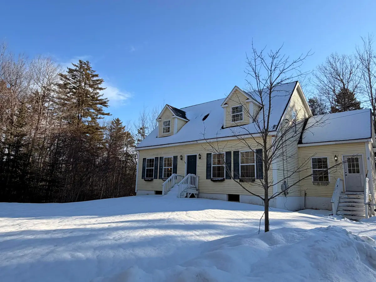 527 Rockland Street, Rockport, ME 04856 - Image #1