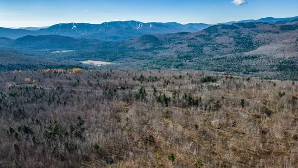 57 Glades View Avenue, Newry, ME 04261