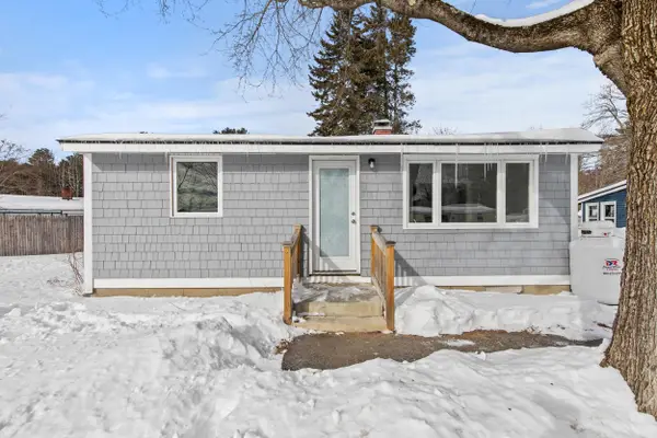 15 Sterling Road, Auburn, ME 04210