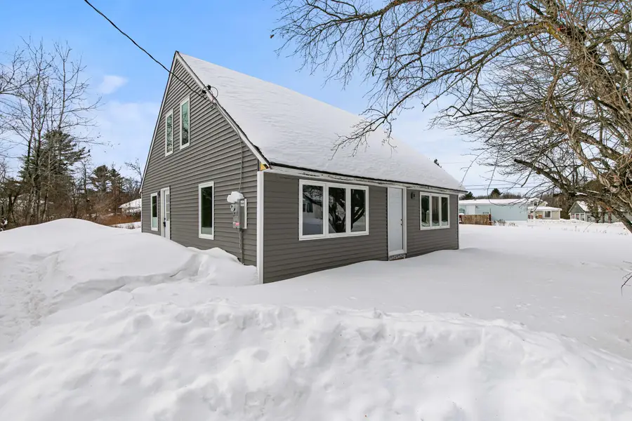 13 Snow Avenue, Auburn, ME 04210 - Image #2