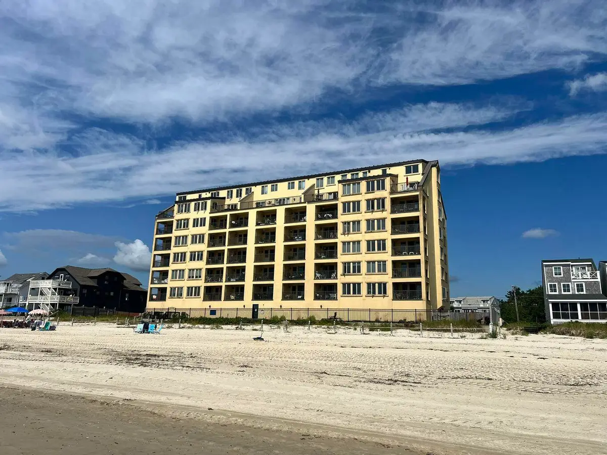 191 E Grand Avenue #305, Old Orchard Beach, ME 04064 - Image #1