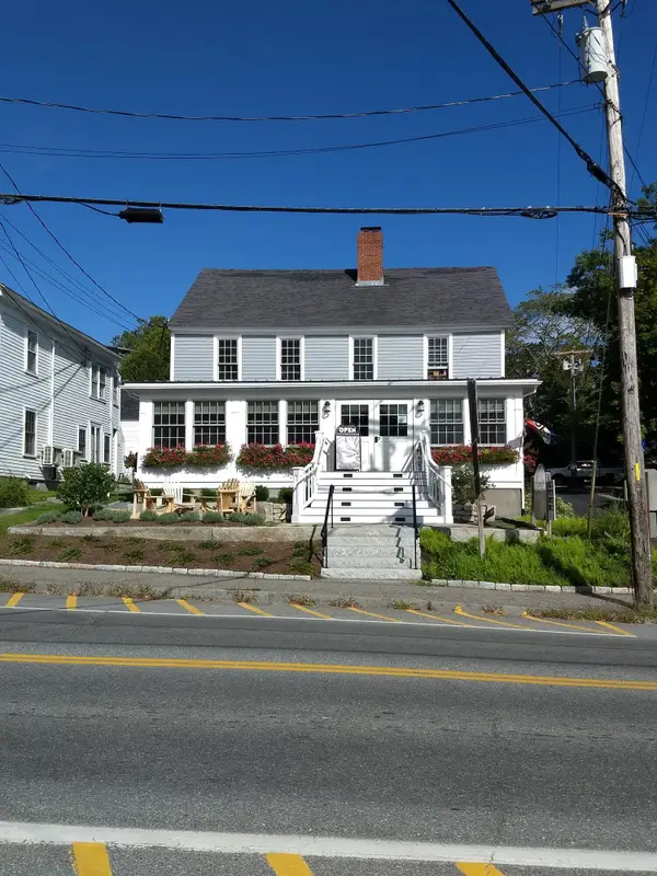 40 Main Street, Blue Hill, ME 04614