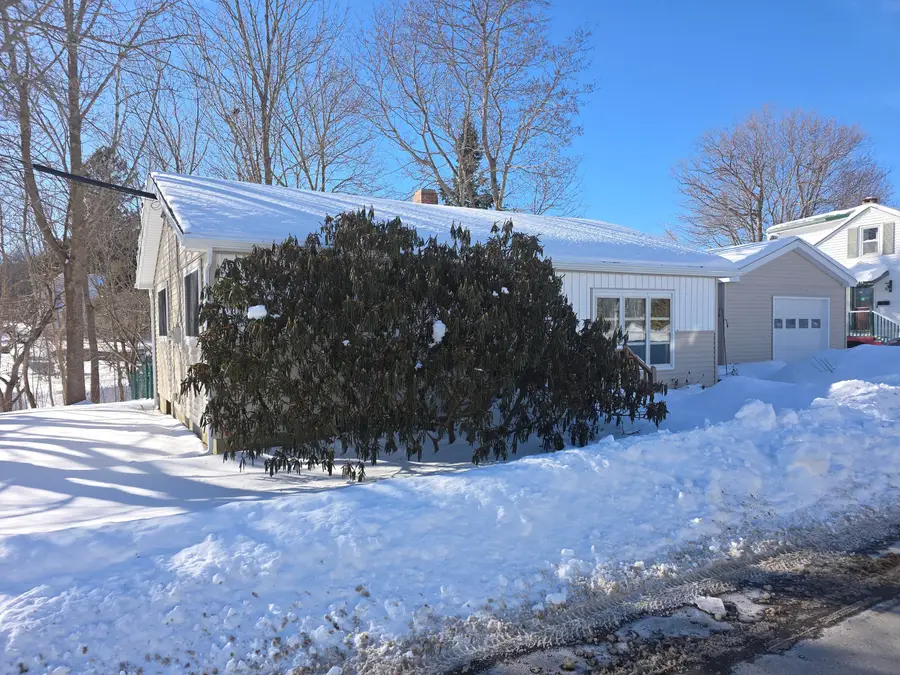 11 Norris Street, Searsport, ME 04974 - #3