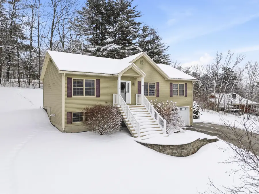 9 Jill Street, Lewiston, ME 04240 - Image #2