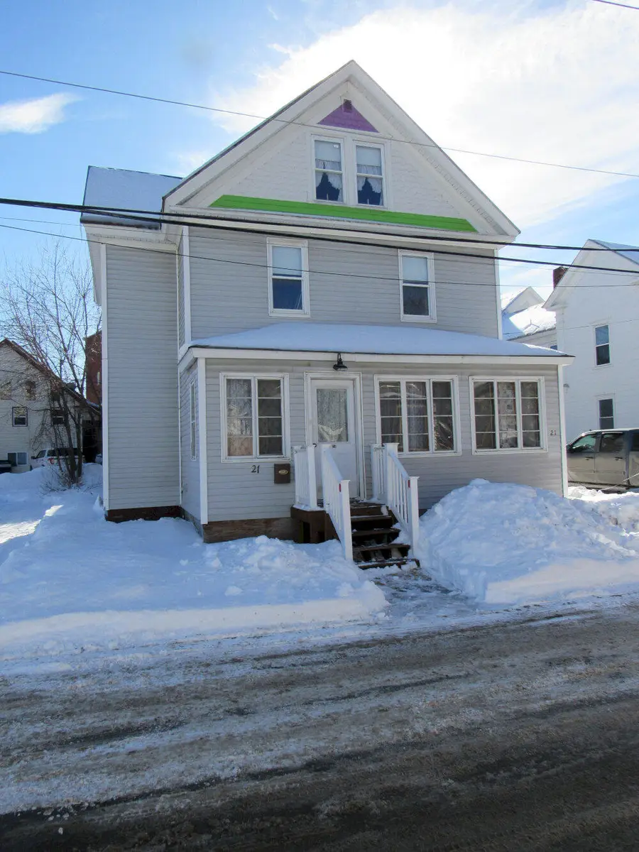 21 Cross Street, Skowhegan, ME 04976 - #3