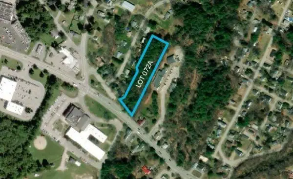 606 Lisbon Street, Lisbon, ME 04252