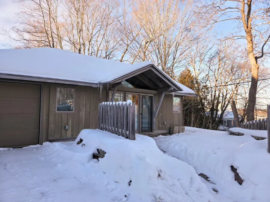 9 James Street, Belfast, ME 04915 - #2