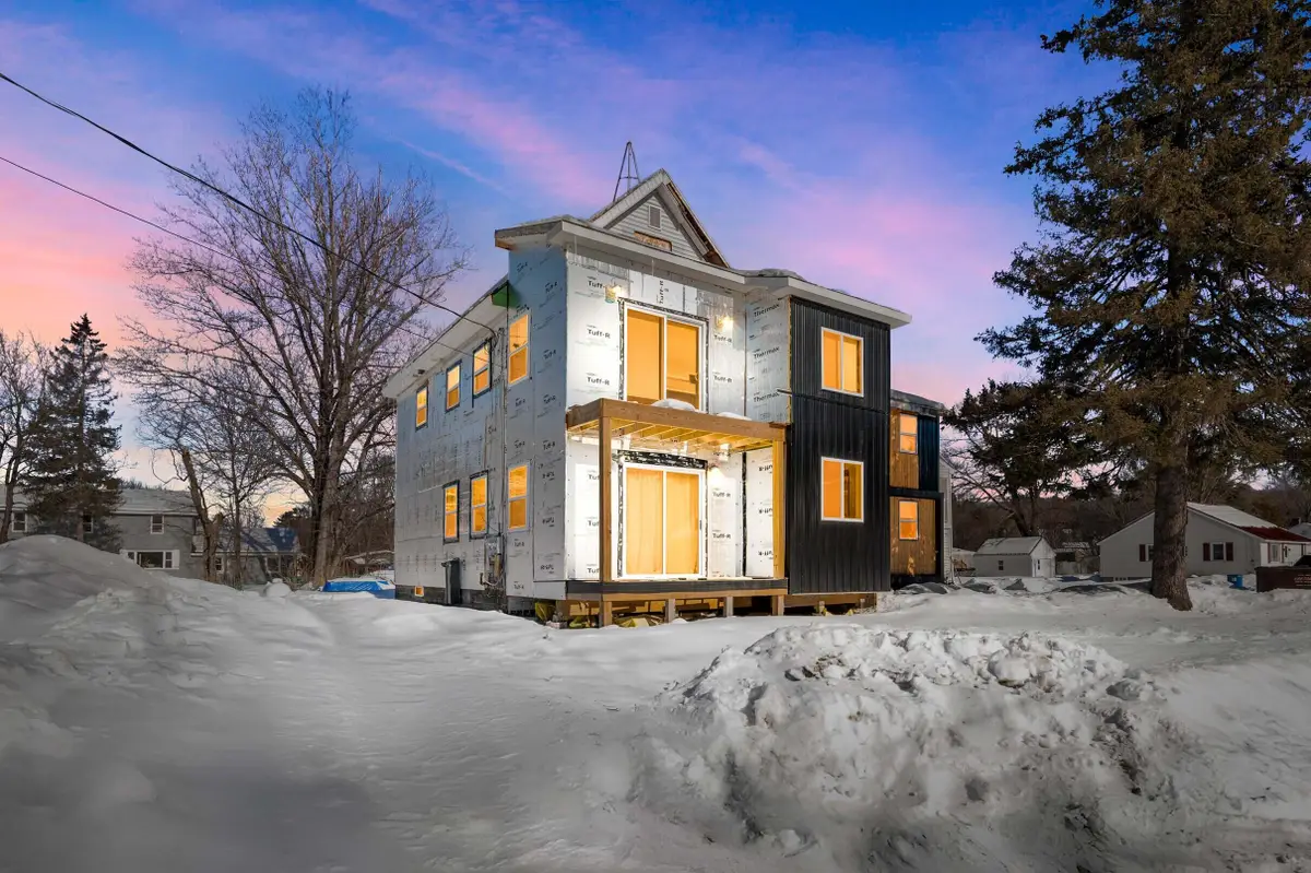 8 Thomas Street, Madison, ME 04950 - #1