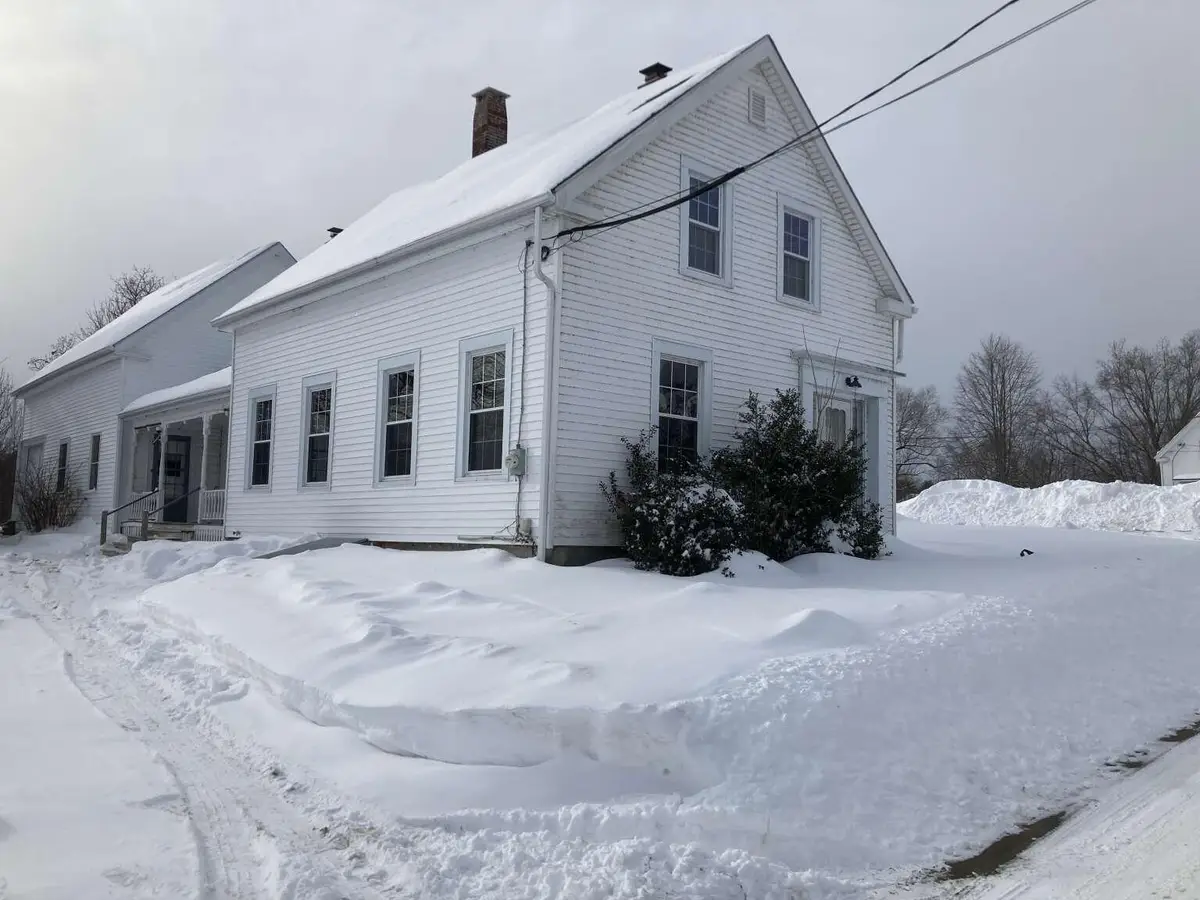 8 Lincoln Street, Richmond, ME 04357 - #1