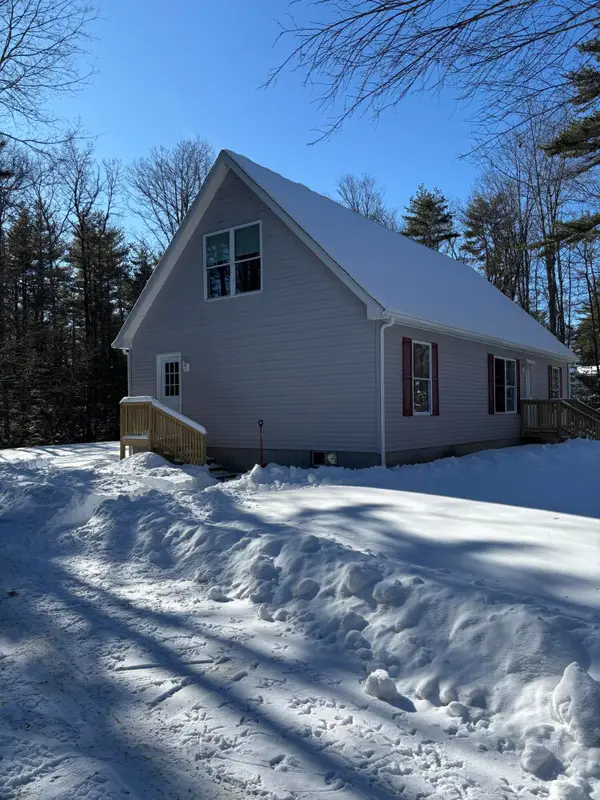 85 Shady Lane, Wiscasset, ME 04578