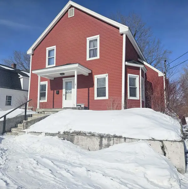 18 King Avenue, Lewiston, ME 04240