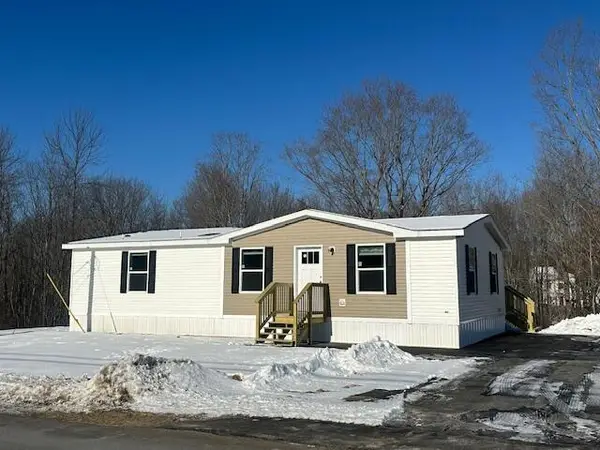 312 Gray Road, Vassalboro, ME 04989