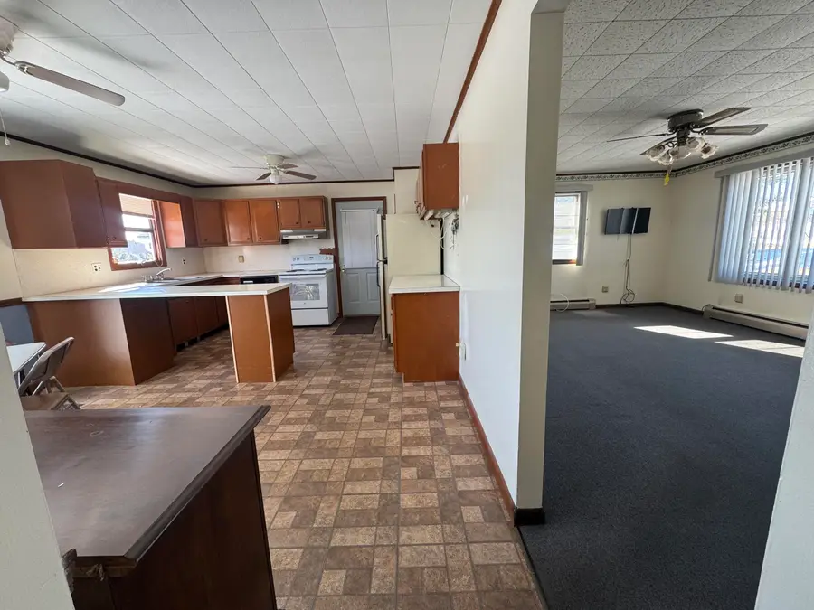 435 Fairfield Street, Oakland, ME 04963 - #3