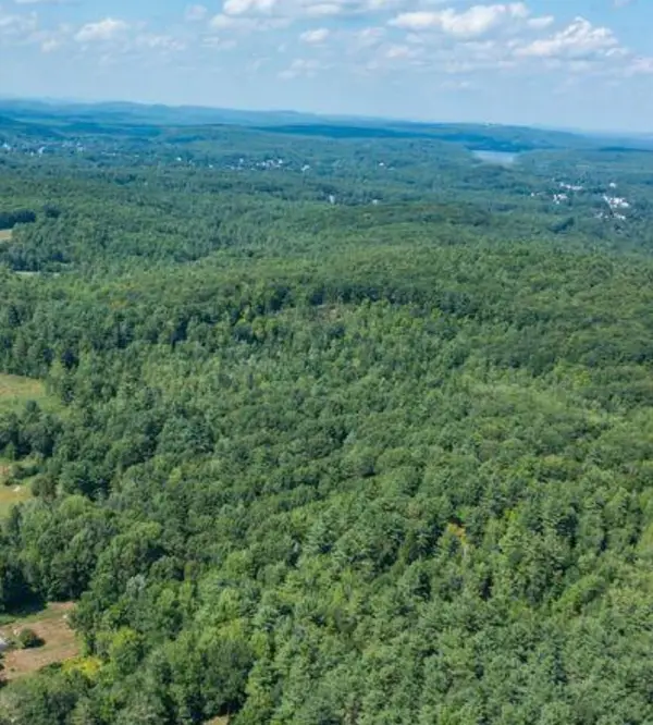 2 Melissa Drive, Lewiston, ME 04240