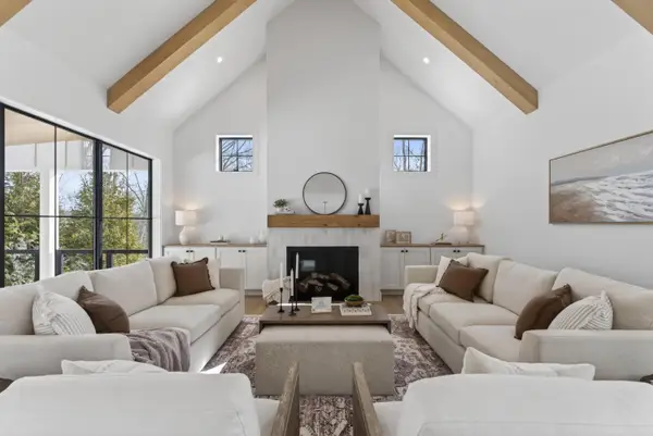 1 Josiah Norton Road, York, ME 03902