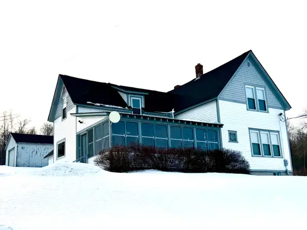 2067 Lakeview Road, Lake View Plt, ME 04463