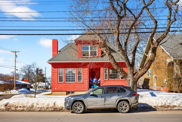 58 Central Avenue, Lewiston, ME 04240