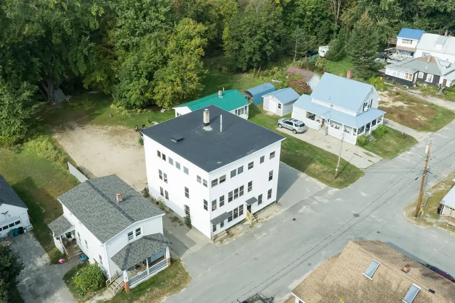 39 Carlton Avenue, Mexico, ME 04257 - #2