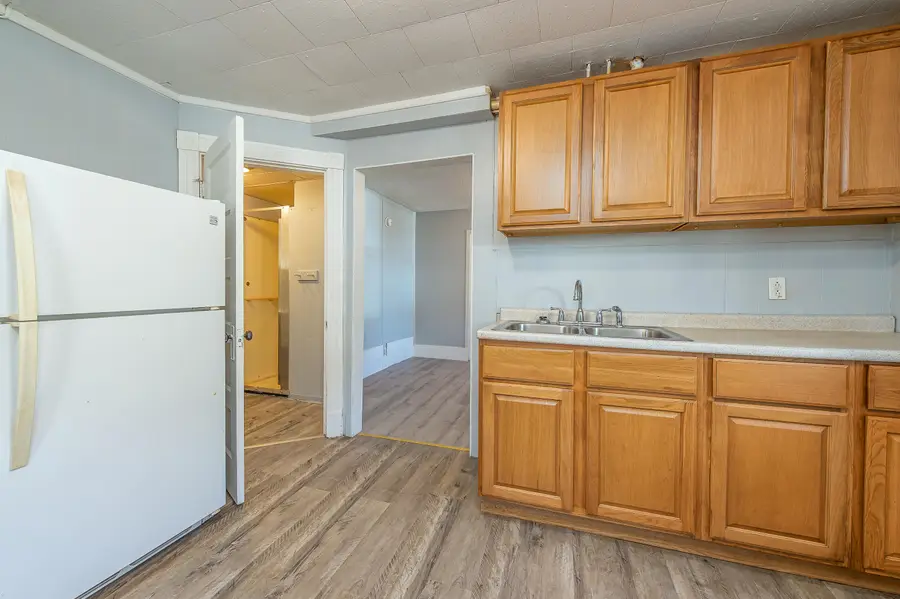 39 Carlton Avenue, Mexico, ME 04257 - #3